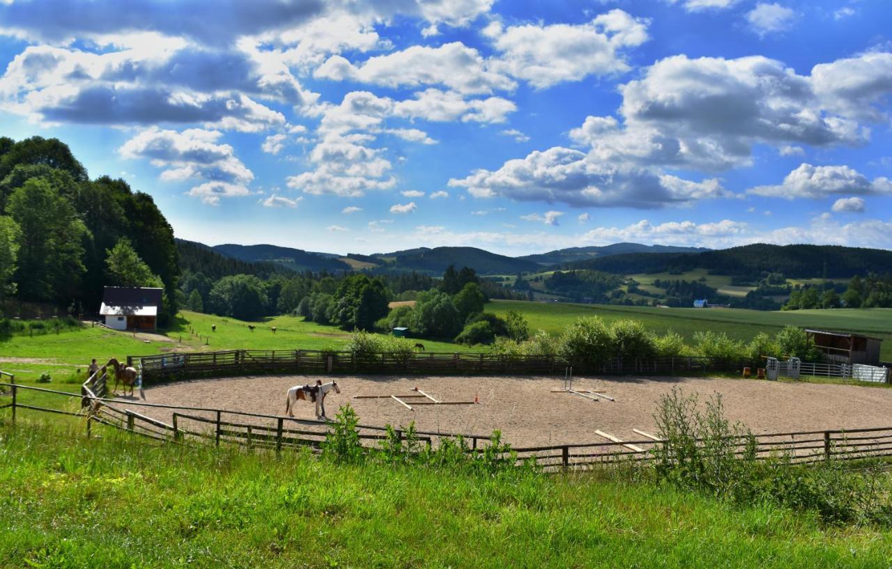 Ubytování Ranč Malenitz Esterno foto